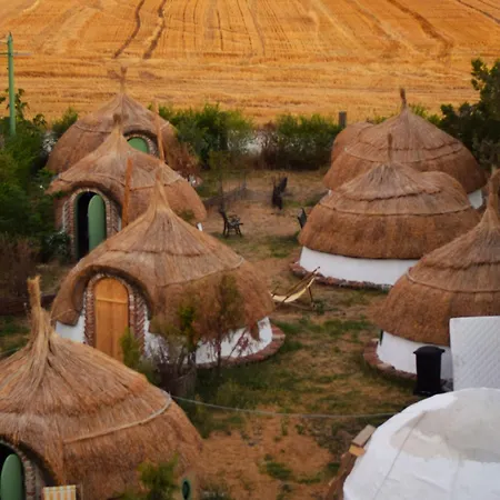 La Colibe, Catun Arhaic Ecologic Camping