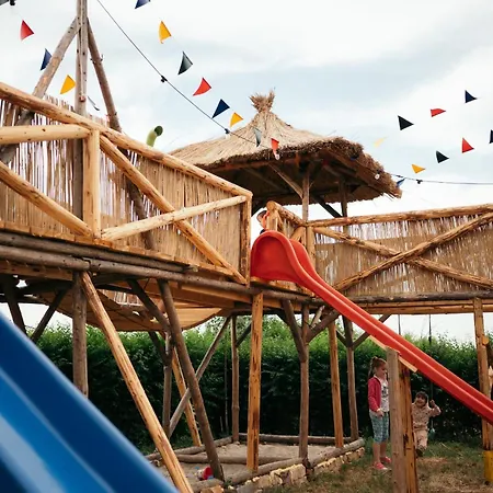 Camping La Colibe, Catun Arhaic Ecologic *
