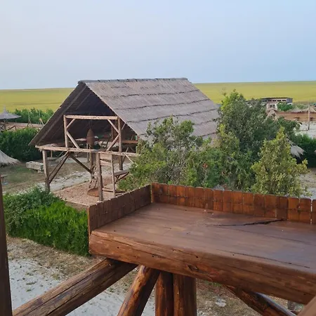 La Colibe, Catun Arhaic Ecologic אתר קמפינג *