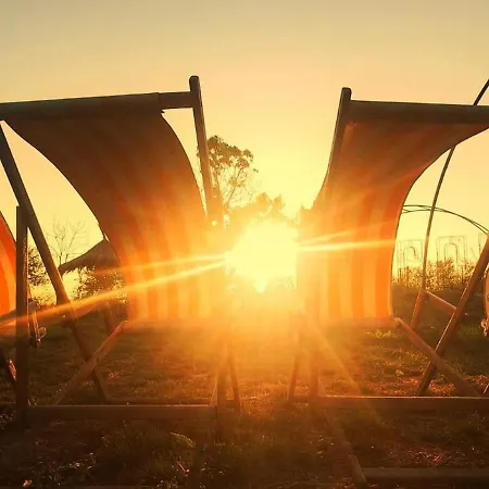 La Colibe, Catun Arhaic Ecologic Kemping *