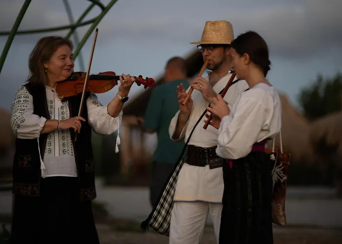 La Colibe, Catun Arhaic Ecologic キャンプ場 *