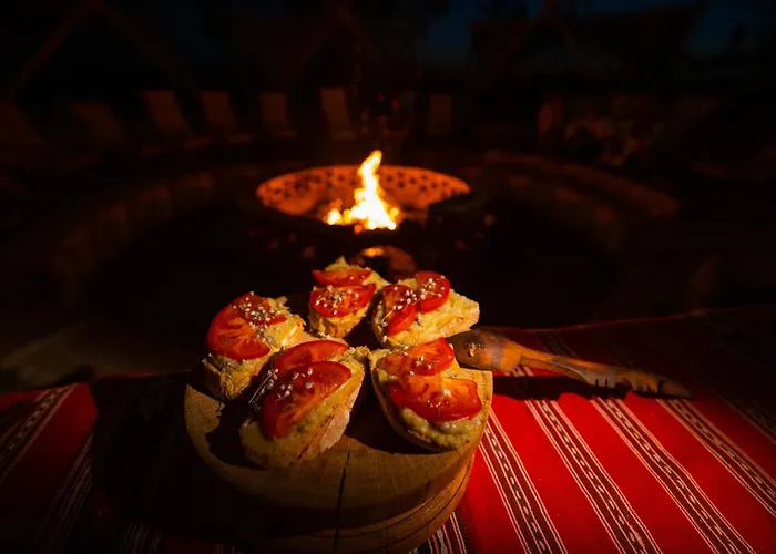 La Colibe, Catun Arhaic Ecologic キャンプ場 *