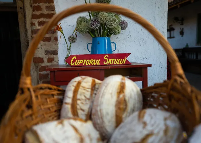 キャンプ場 La Colibe, Catun Arhaic Ecologic *